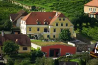Hotel Garni Weinberghof & Weingut Lagler - 4-Star