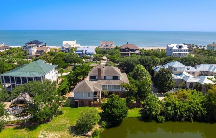 Come and Wind down and Relax at Family Tides! 6 Bedroom Villa by Peace Vacations