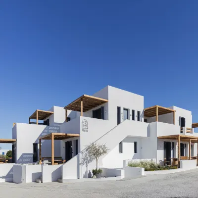 Phos Milos Hotel dekat Pantai Papafragkas