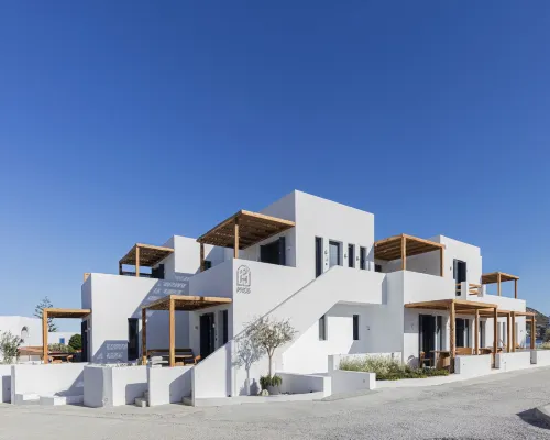 Phos Milos Hotels in Milos