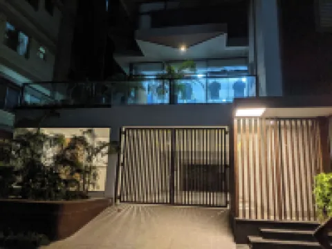 Hotel Nyzote Inn