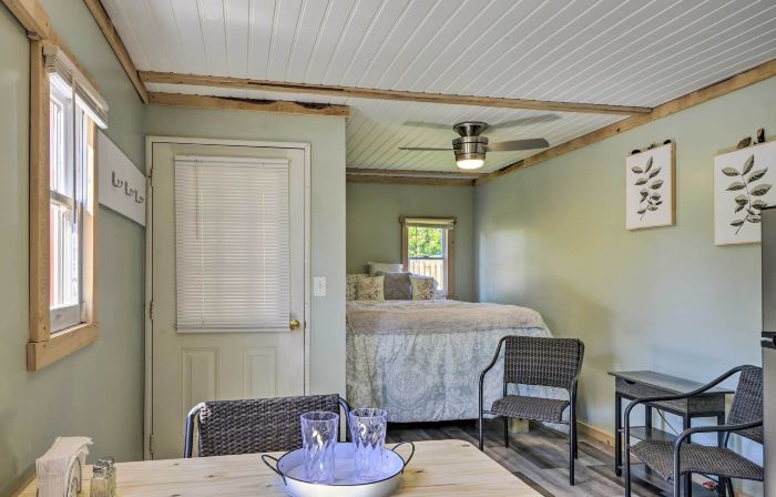 Mt Lookout Tiny House w/ Backyard & Fire Pit!