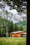 Piedmont Grove Hotels in Massies Mill