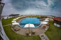 DM Hoteles Asia - Pools