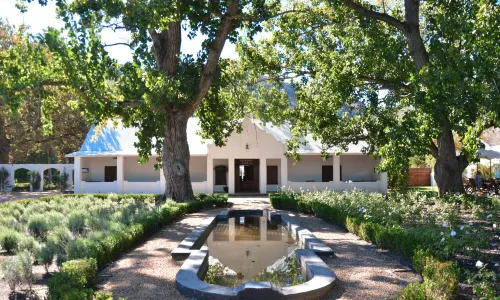 라 파리 에스타테