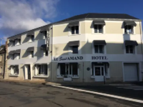 Hôtel Le Saint Amand Hotels in Cher