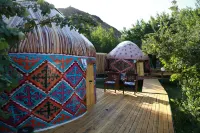 Sarmishsoy Hotels in 
