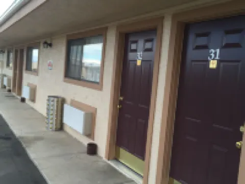 A Fisher's Inn Motel