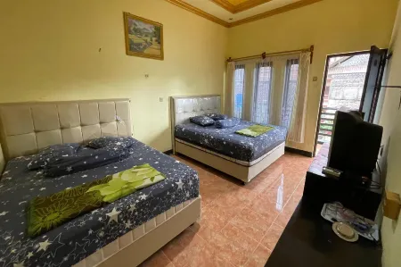 Hotel Malinda Pangandaran Отели рядом с достопримечательностью «Pangandaran National Park»