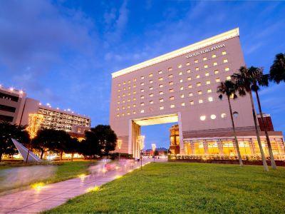 施設外観 ナビオス横浜の写真