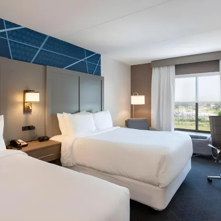 Comfort Inn & Suites Buffalo Airport