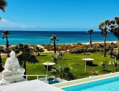 Hotel LIVVO Budha Beach Hotels in Santa Maria