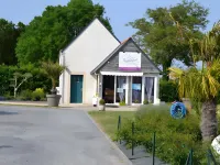 Apparthôtel Mont Saint Michel - Résidence Fleurdumont Các khách sạn ở 