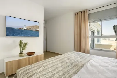 Sea View Penthouse Near the Beach by Sea N' Rent 에일라트 주변 호텔