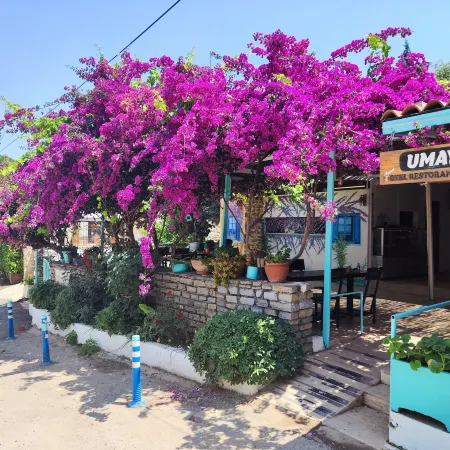 Umayra Otel