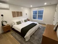 Modern family-friendly home with private beach access on Newfound Lake