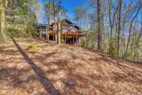Classy Clayton Home w/ Views < 1 Mi to Downtown! - 3-Star