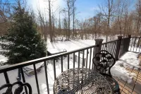Peaceful A-Frame w/ Hot Tub, Game Room & Loft – Near Dining, Shopping & YSU