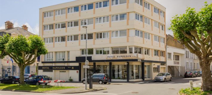 The Originals City Hôtel Napoléon la Roche-Sur-Yon Ξενοδοχεία στην πόλη Vendee