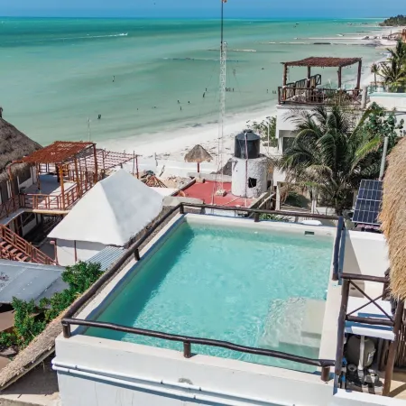 Hau Holbox, Oceanfront Boutique Hotel