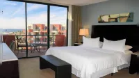 Hotel Coral & Marina Hotels near Avenida Lopez Mateos