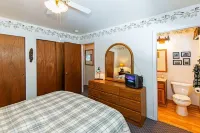 Cherry Hills Cabin - Sleeps 6, No Pets, Family Fun! - Chalets