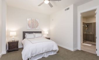 Comfort at the Star I 2 Bed Apt in Houston