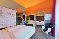 Designhotel + CongressCentrum Wienecke XI. Hotels near Playground Quartierpark Jakobskamp
