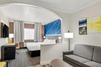 Comfort Suites