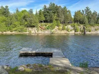2 BR Lakefront Apartment on Black Lake Hotels in Macomb