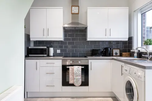 Fully Refurbished North Belfast Home 2 - Bungalows