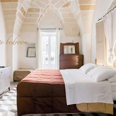 Explore the Historic City on Foot from an Old Town House
