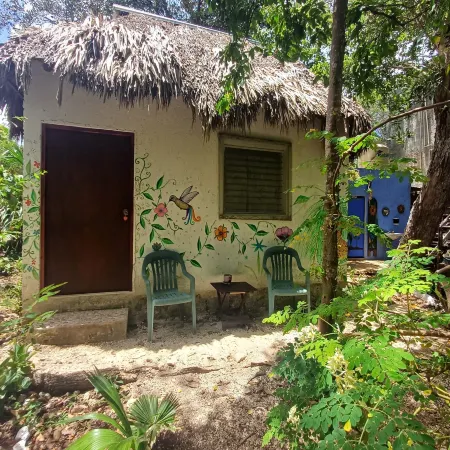 Mayan Bungalow Near Chichén Hotels in Tinum