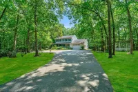 Secluded 3-Acre Retreat – Private King Suite, Full Kitchen, Near Atlantic City!