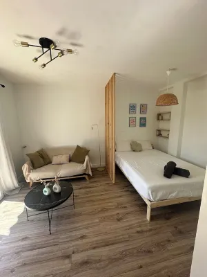 Nice quiet studio near the sea