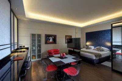 Art Hotel Commercianti Hotels near Via Rizzoli
