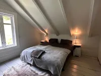 Original fjord house in its own beautiful fjord arm of the Sognefjord Hotele w: Vik