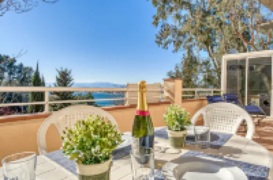 Apartment in Roses with Waterfront Views