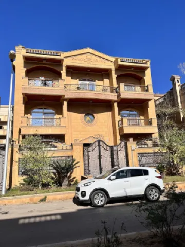 Delightful standalone villa with swimming pool