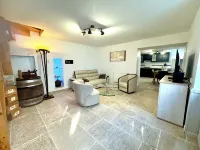 3-star bed and breakfast La Margot Hotel a Perrigny-les-Dijon