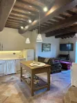 Stunning 1-Bedroom Penthouse with Panoramic Views, WiFi & AC in Enchanting Todi