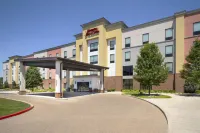 Hampton Inn & Suites Columbus Scioto Downs Hotels in Columbus