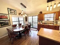 Cozy Mountain Cabin in Peaceful Setting /Near Hiking, Biking & Beech Mtn Resort 비치 마운틴 호텔
