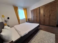 Mirvana Apartments Metheor Executive Suite Отели в г. 
