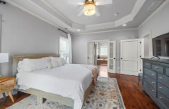 Charming historical 4-bedroom house in Downtown  Buford, GA.