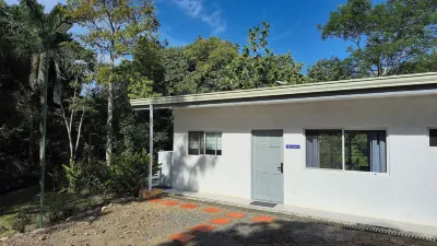 빌라스푸라비다, 과피놀 Cobano Airport 주변 호텔