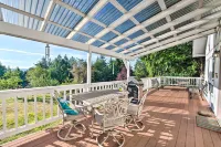 Hood Canal Home: Bordering Olympic NP!