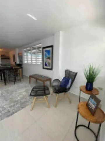 Spacious 5-bedroom beach house with Private Pool in charming Combate