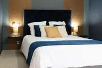 Private villa, pool and spa