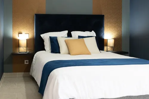 Private villa, pool and spa